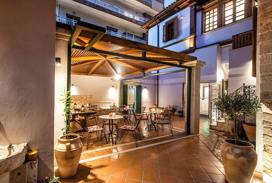 Hotel585
