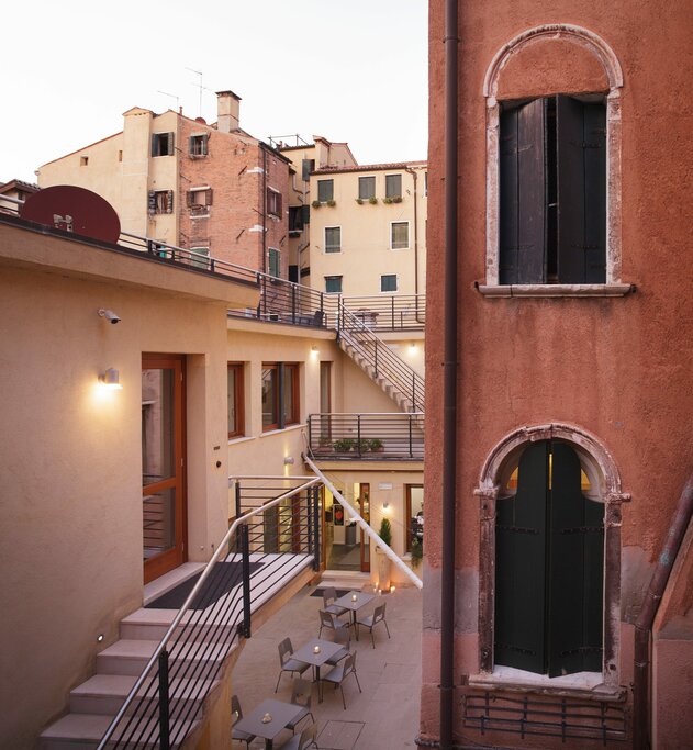 Hotel14