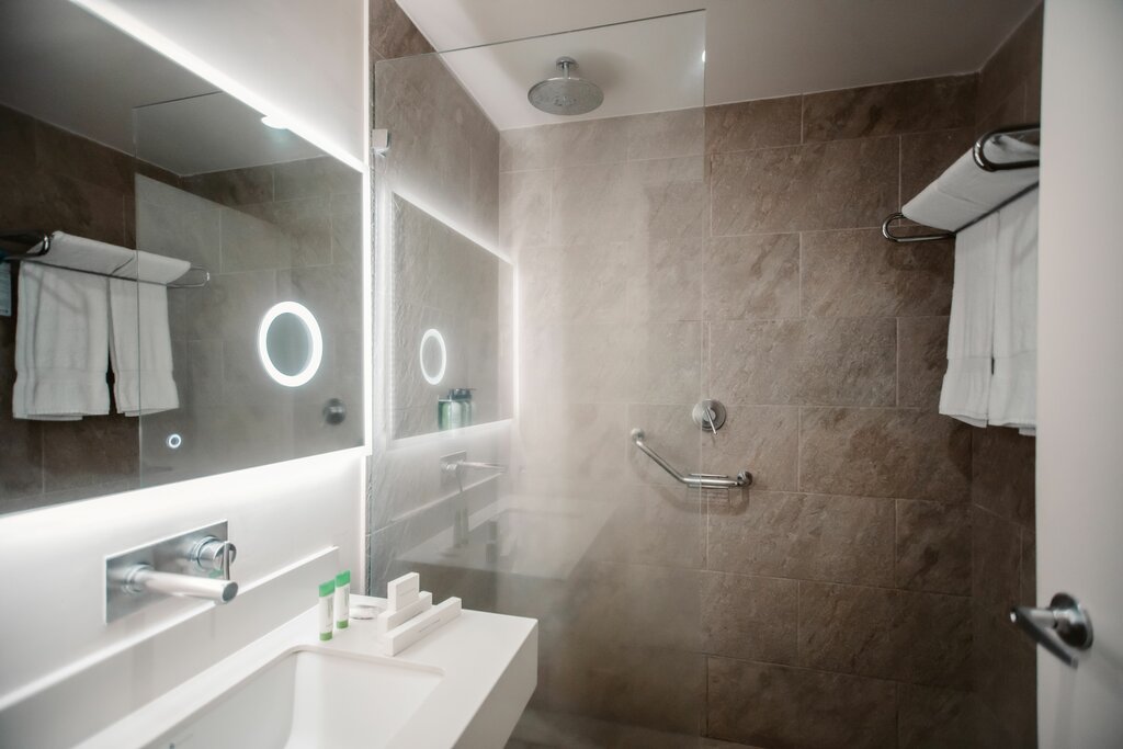 Hotel228