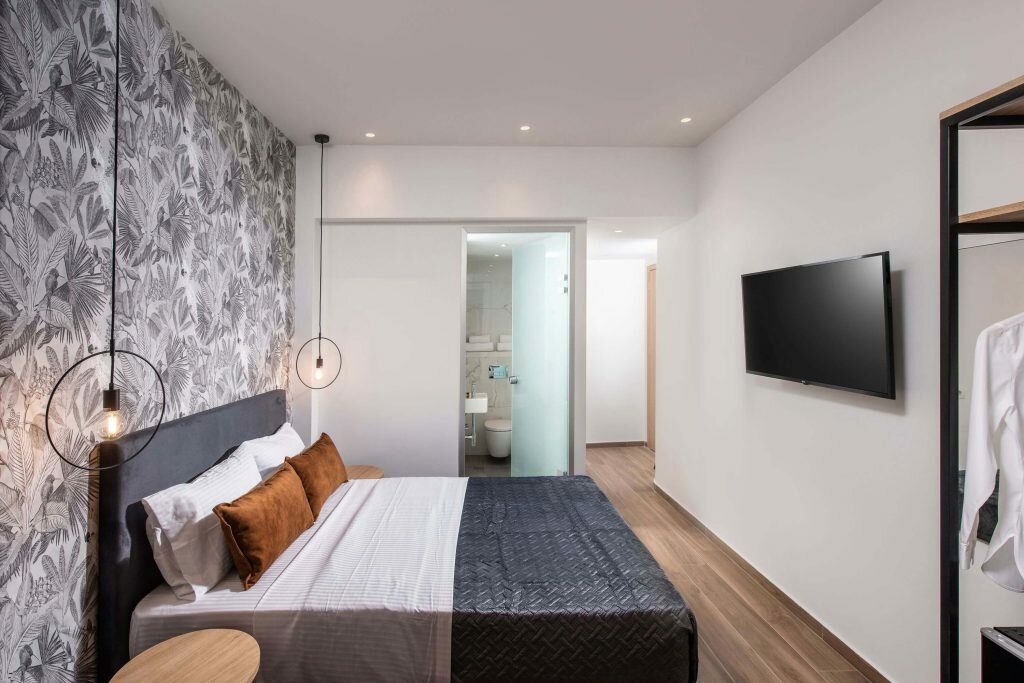 Hotel648
