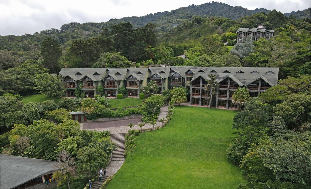 Hotel238