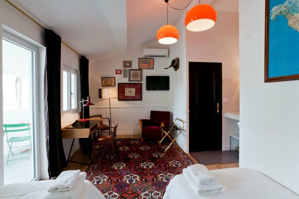 Hotel1284