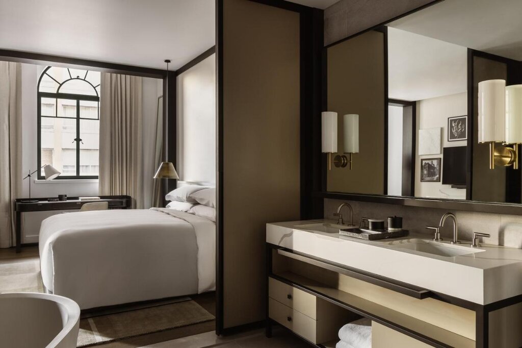 Hotel1425