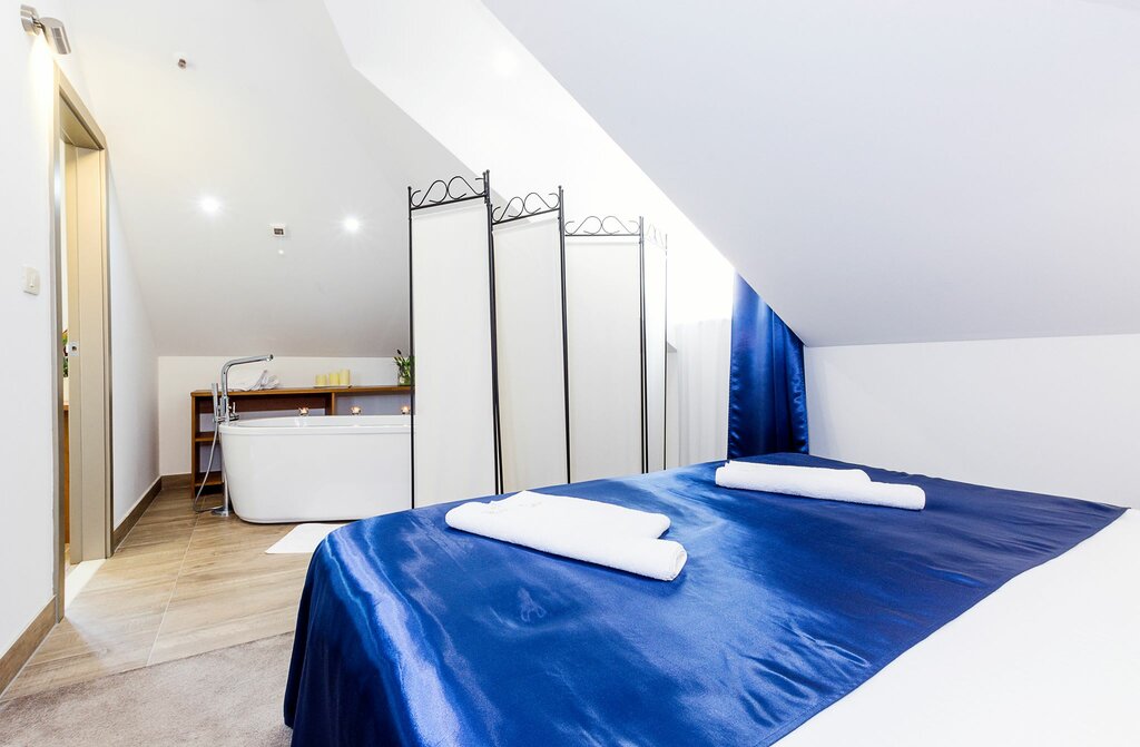 Hotel1348