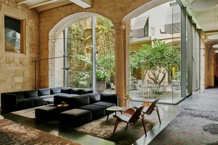 Hotel755