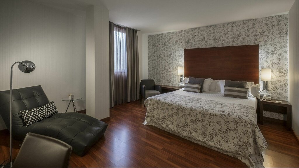 Hotel868