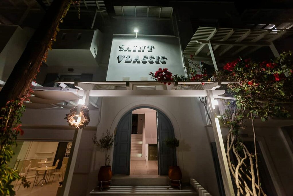 Hotel537