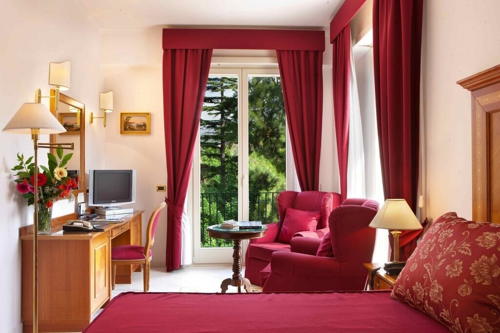 Hotel2