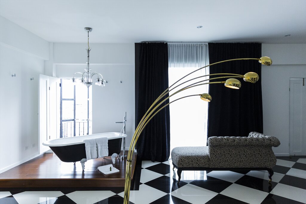 Hotel225