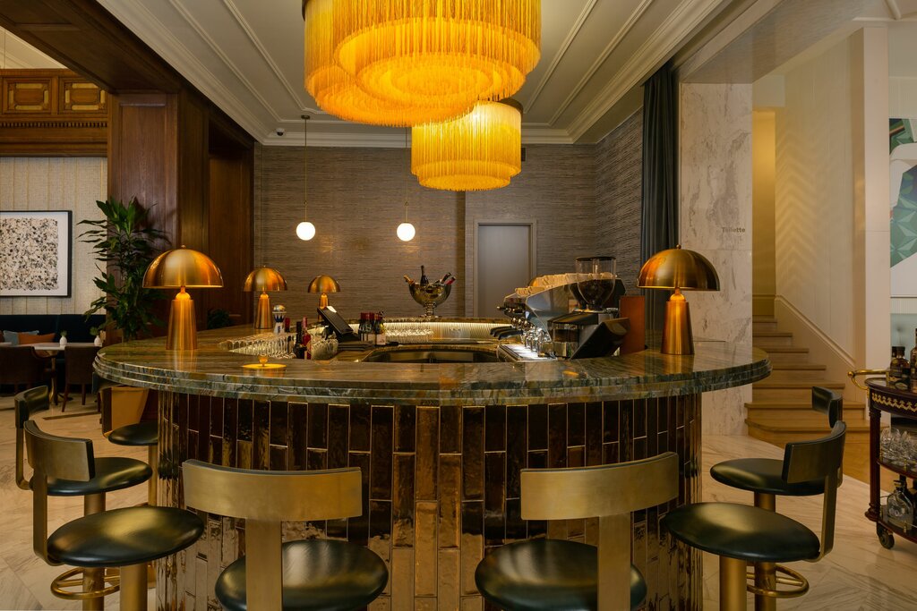 Hotel1350