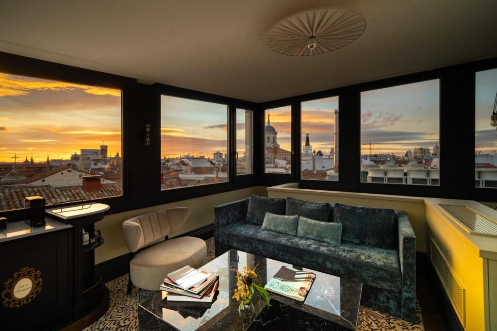 Hotel660