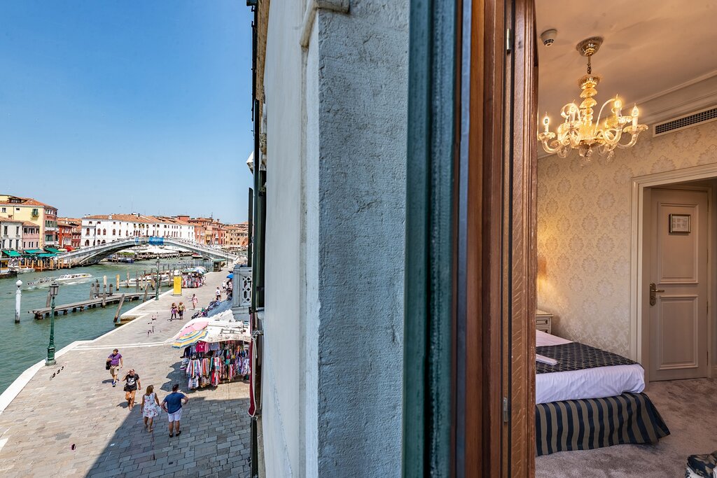 Hotel7