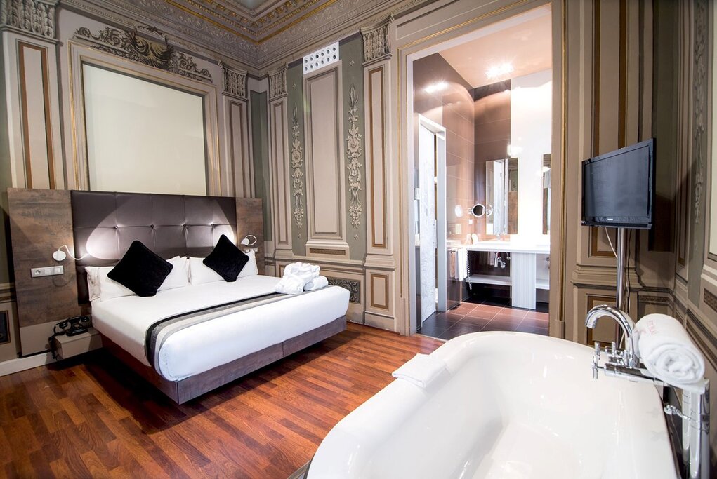 Hotel740