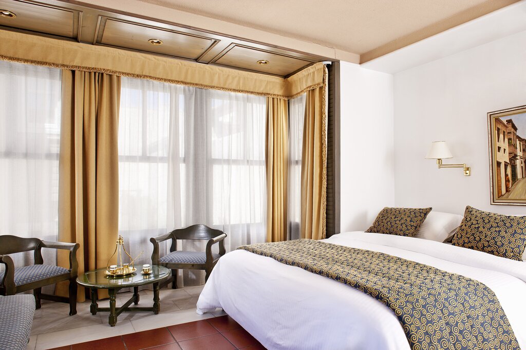 Hotel464