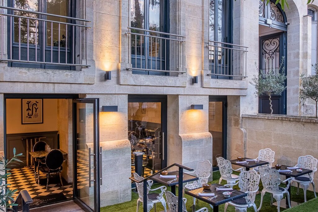 Hotel1308