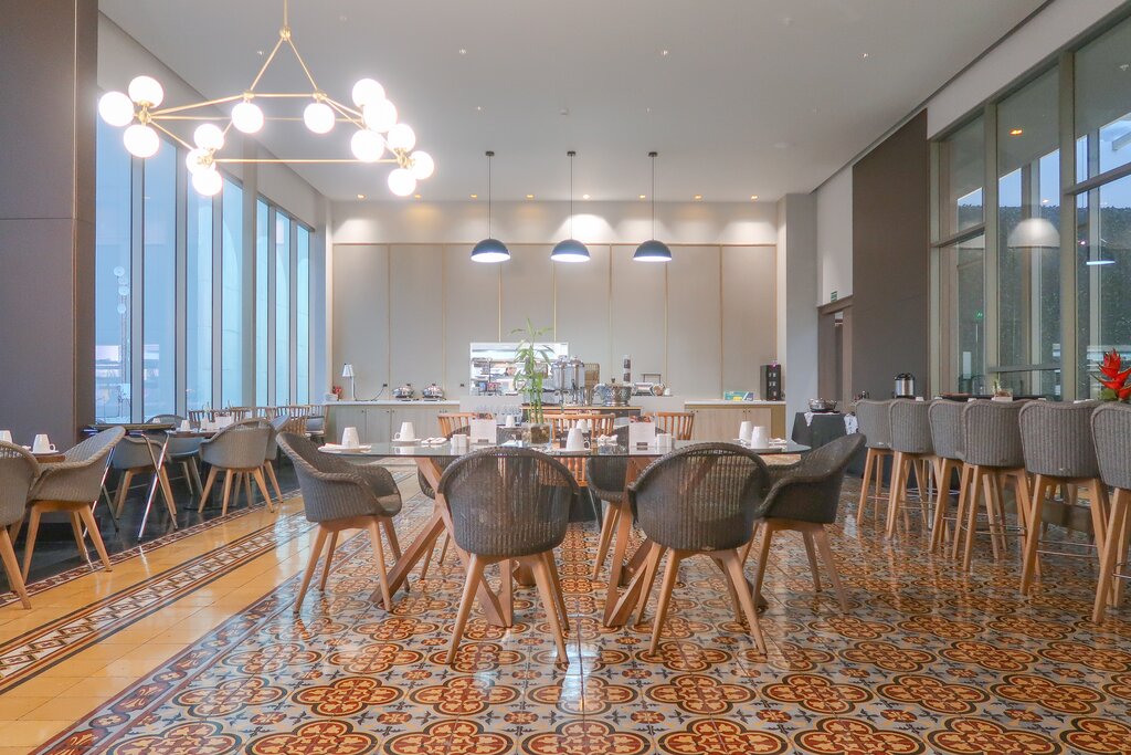 Hotel185