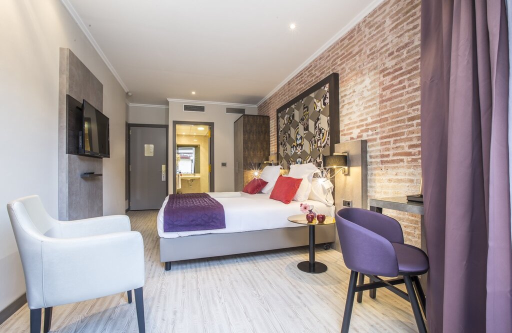 Hotel829