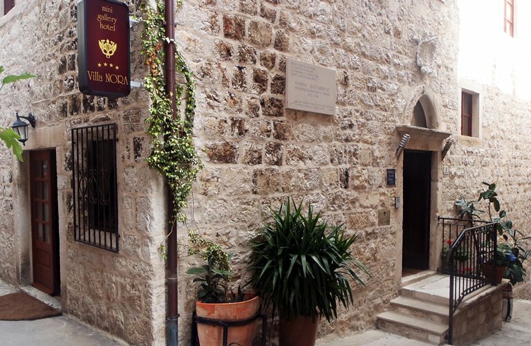Hotel1322