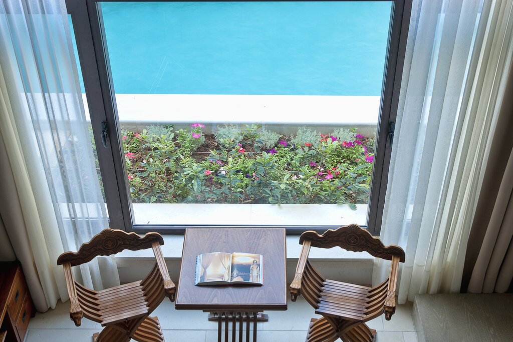 Hotel464