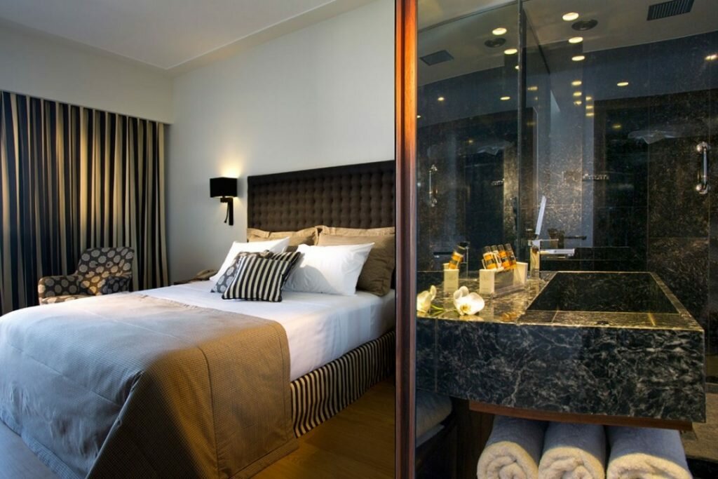 Hotel563