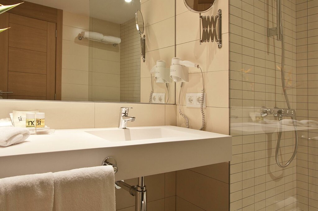 Hotel996