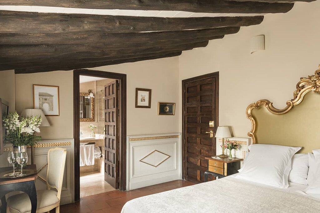 Hotel689
