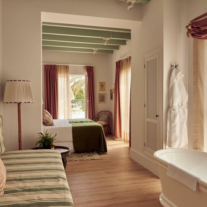 Hotel831