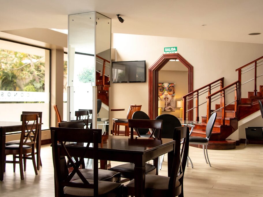 Hotel287