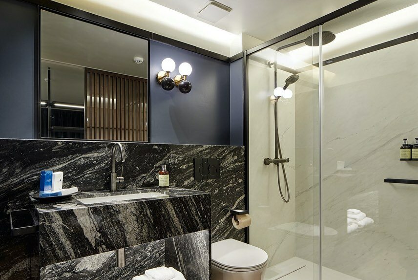 Hotel875