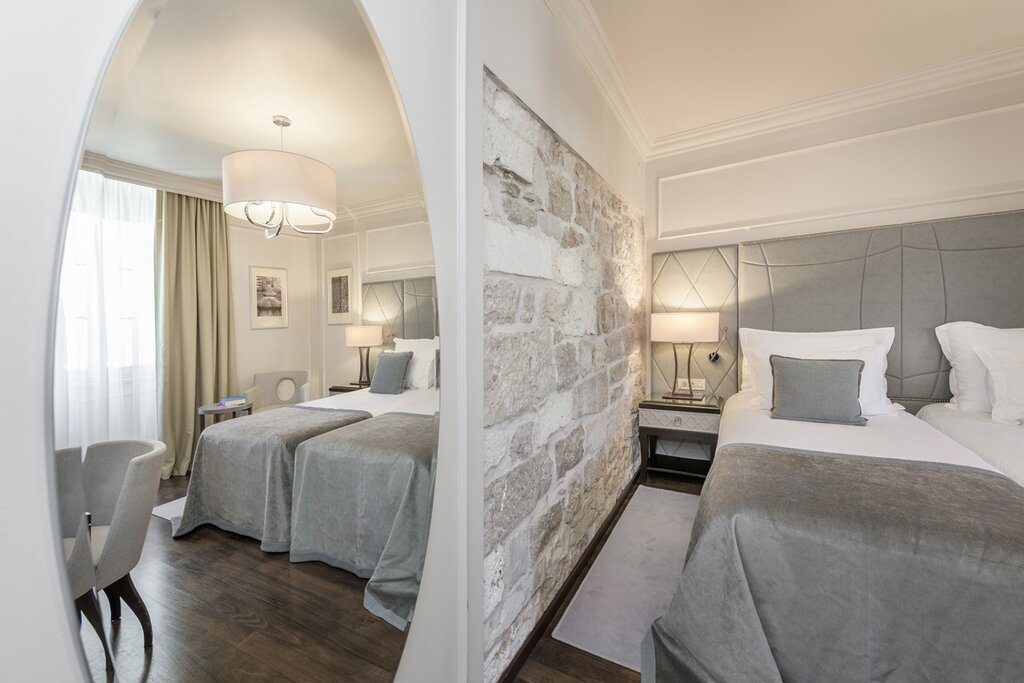 Hotel1328