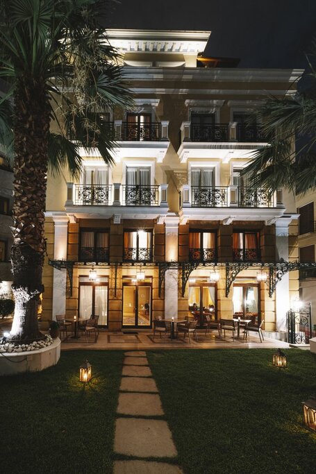 Hotel495