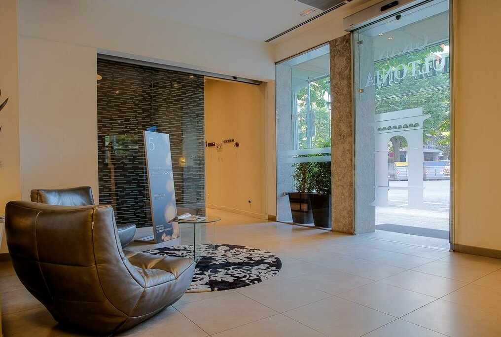 Hotel868