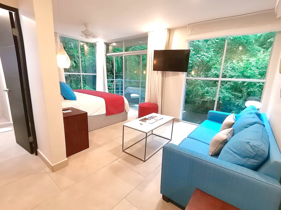 Hotel269