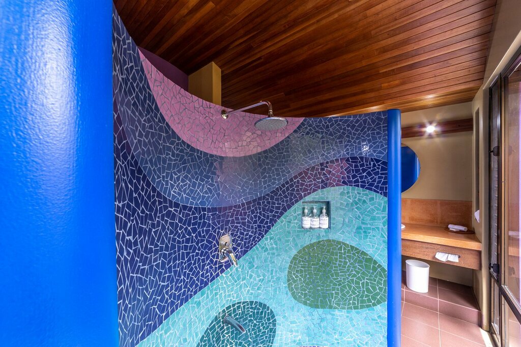 Hotel270