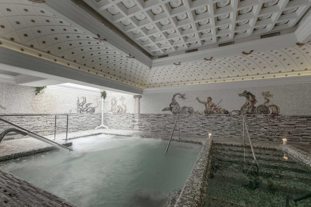 Hotel683