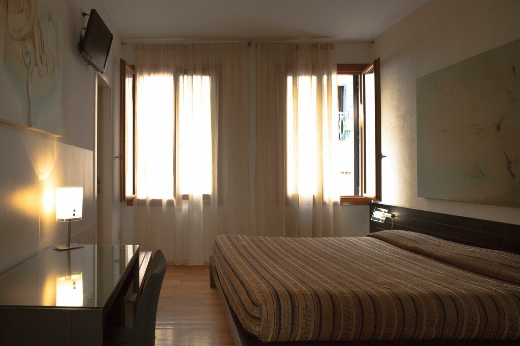 Hotel14