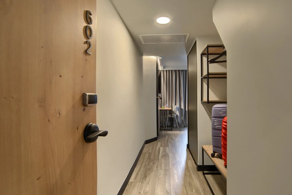 Hotel1084