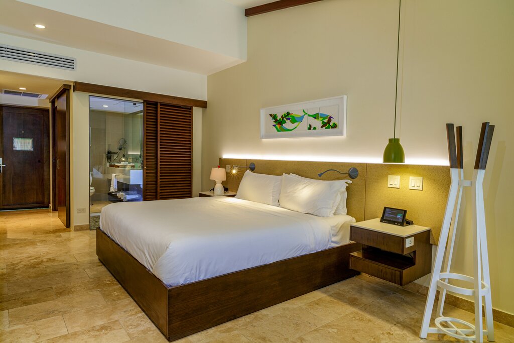 Hotel163