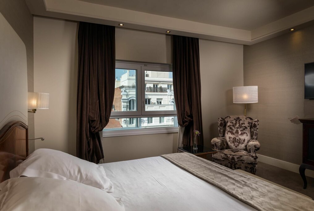Hotel942