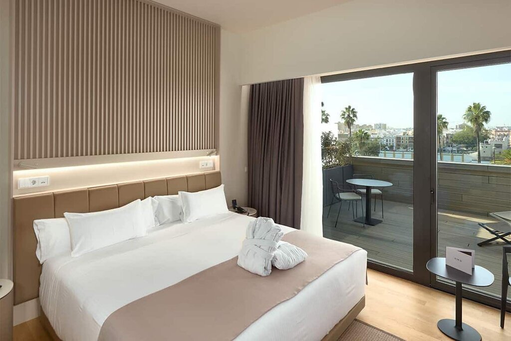 Hotel953