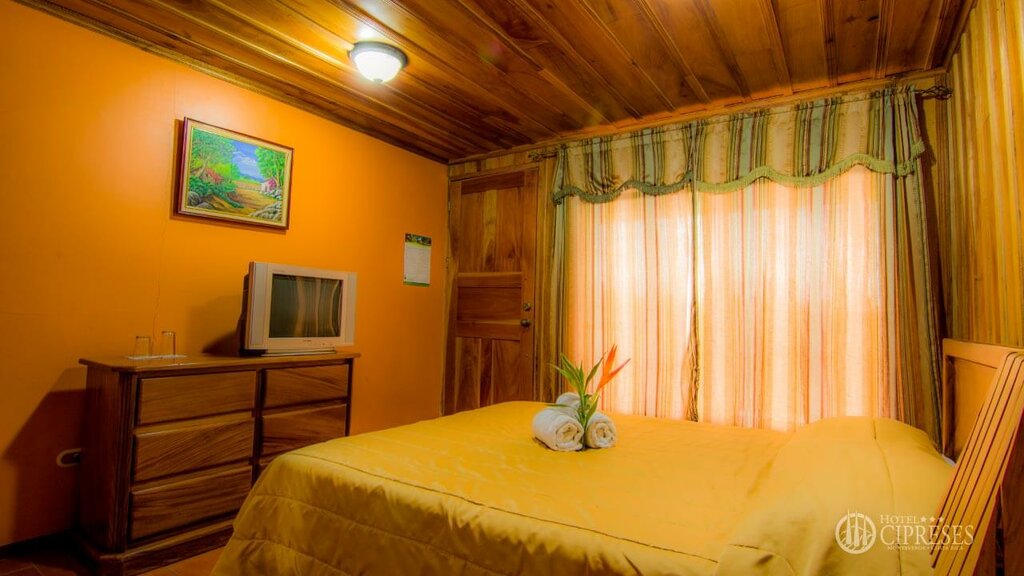 Hotel284