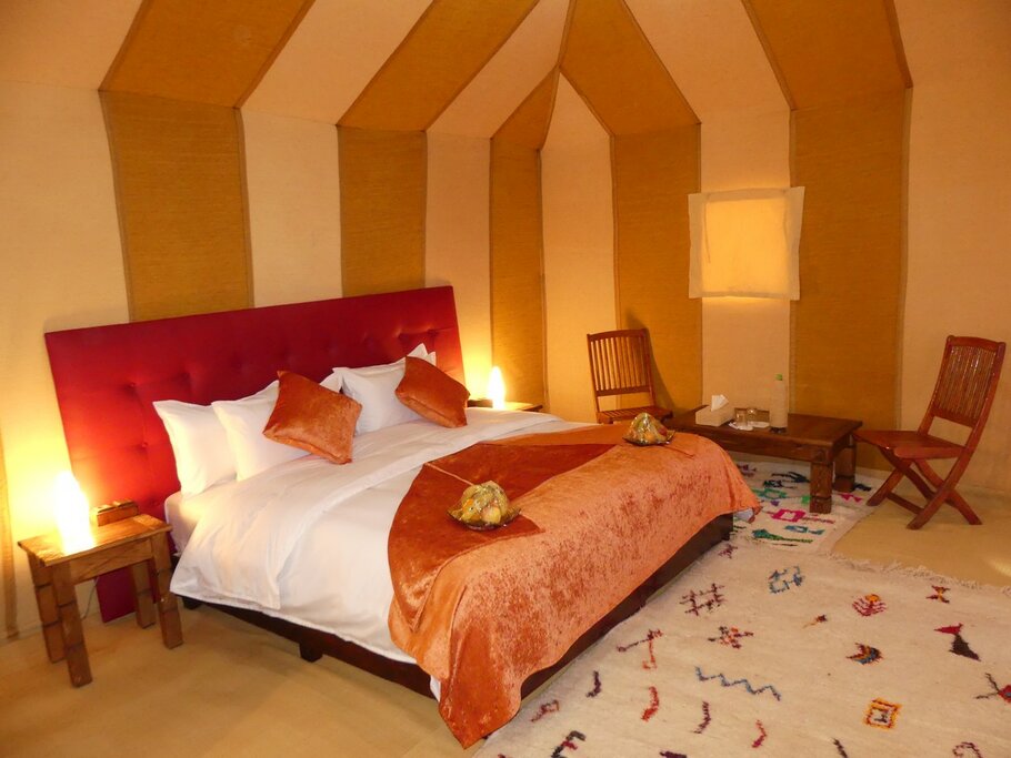 Hotel80