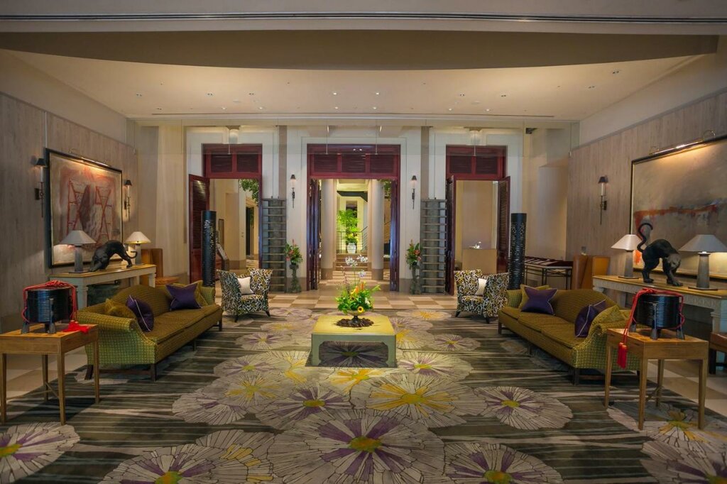 Hotel121