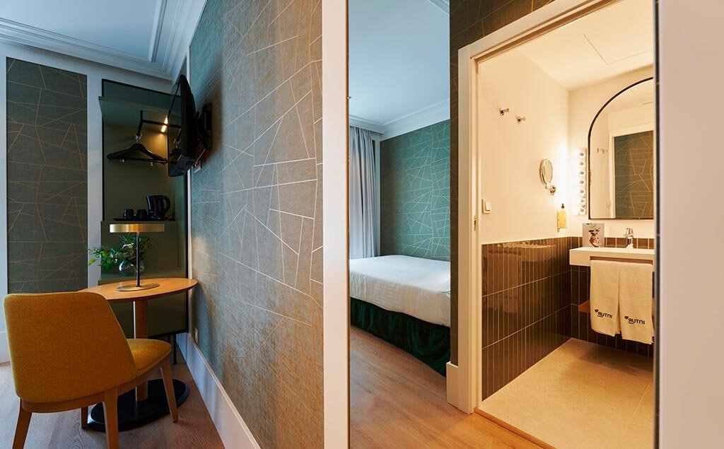Hotel780