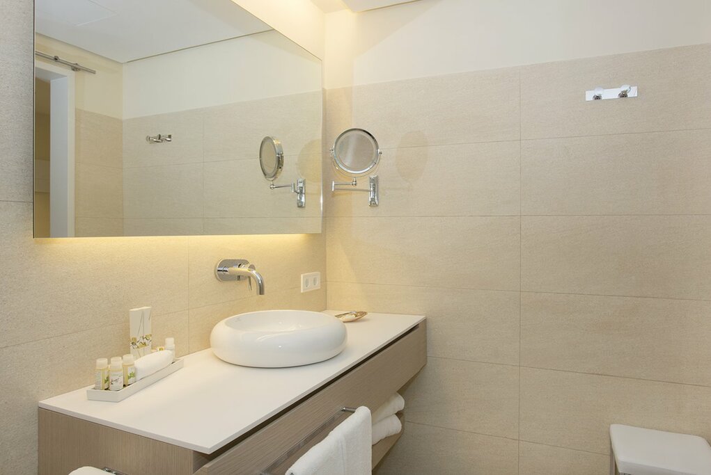 Hotel1049