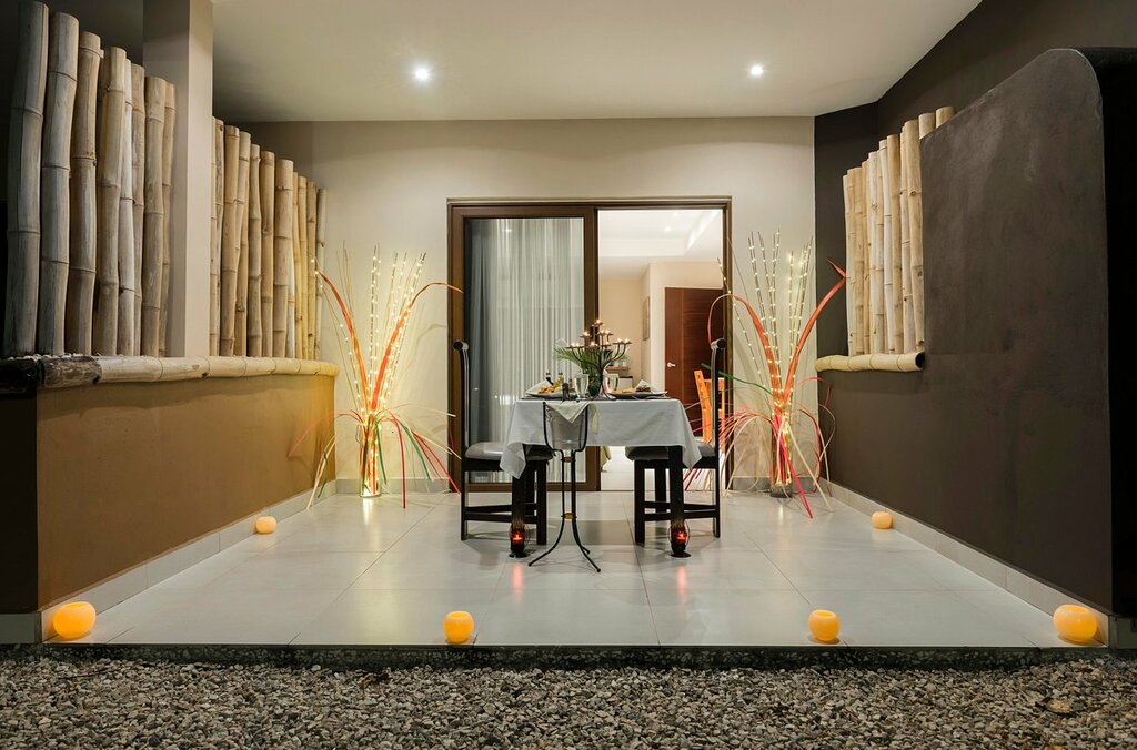 Hotel212