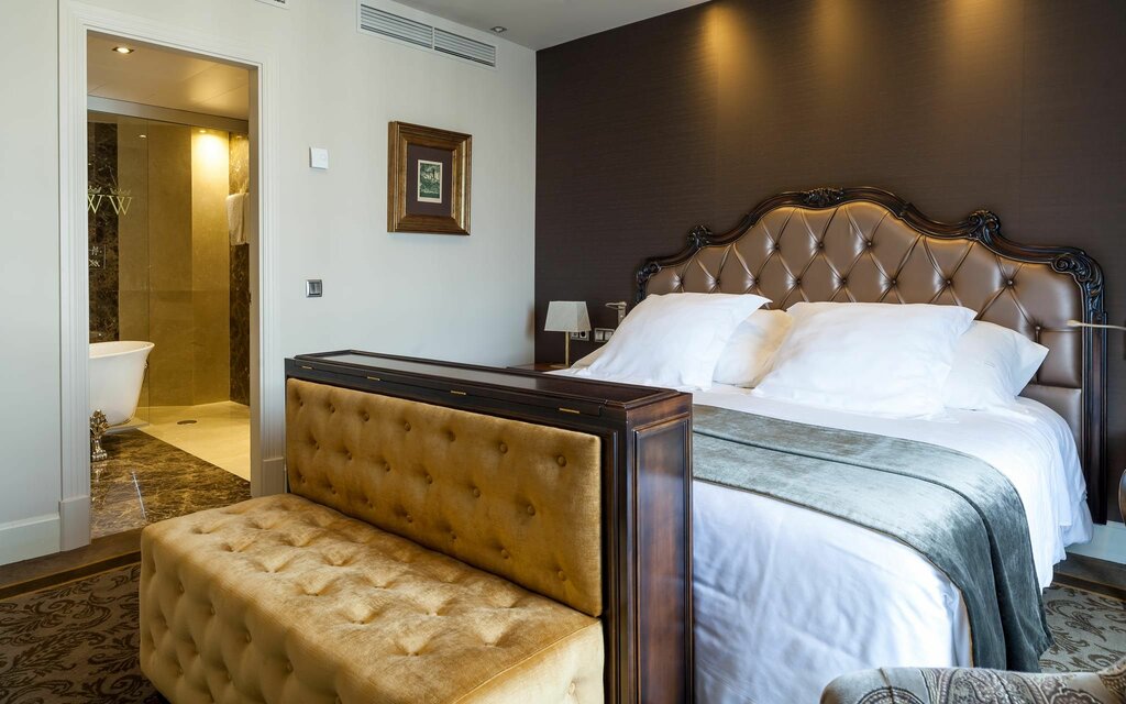 Hotel942