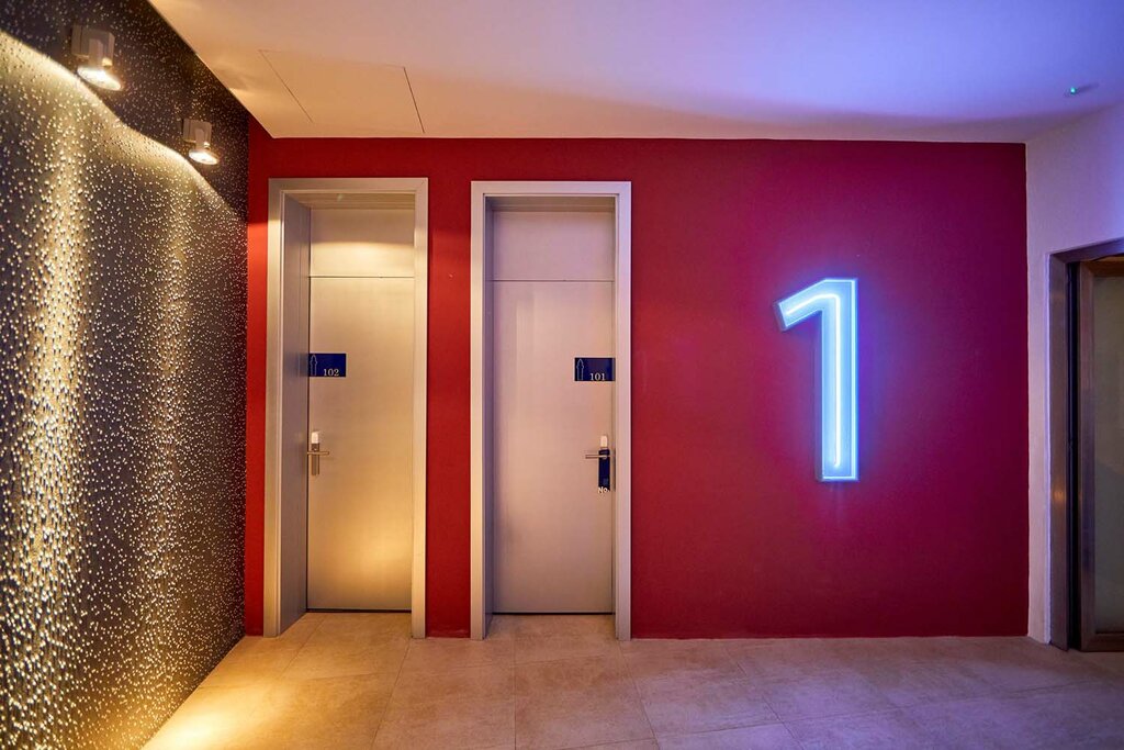 Hotel857