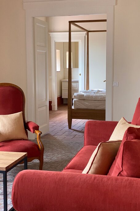 Hotel44