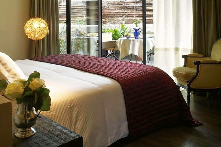 Hotel758